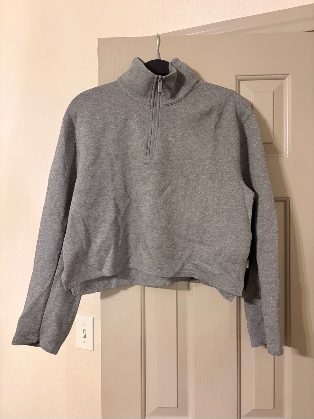 Calvin Klein Light Gray Half-Zip Cropped Sweatshirt